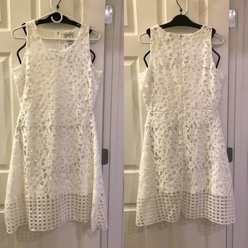 Size M 💖 Neiman Marcus White Dress 💖